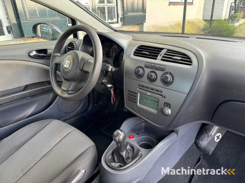 SEAT Leon 1.6 Sportstyle 35-XX-GD