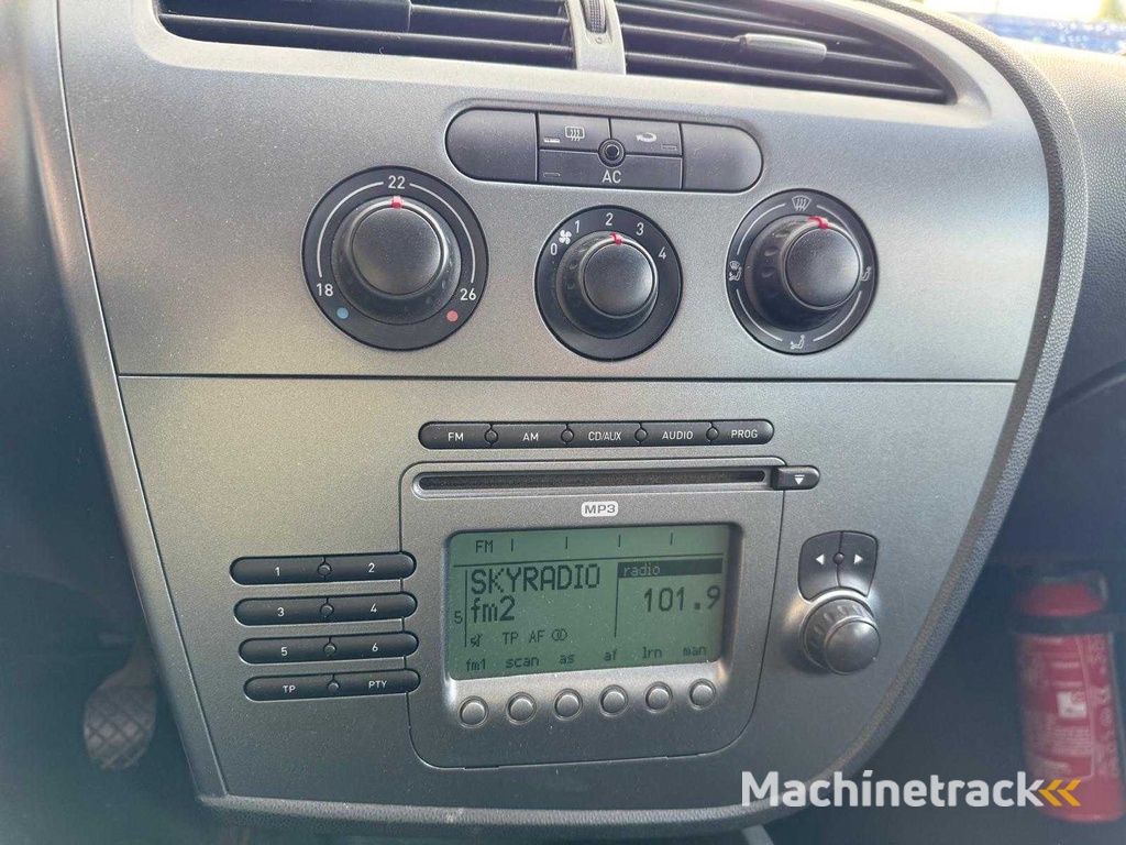 SEAT Leon 1.6 Sportstyle 35-XX-GD