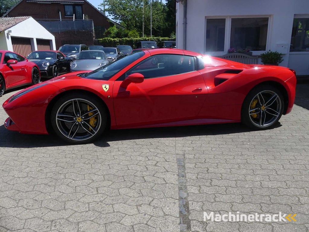 Ferrari - 2019 - 488 - Spider - Personenauto
