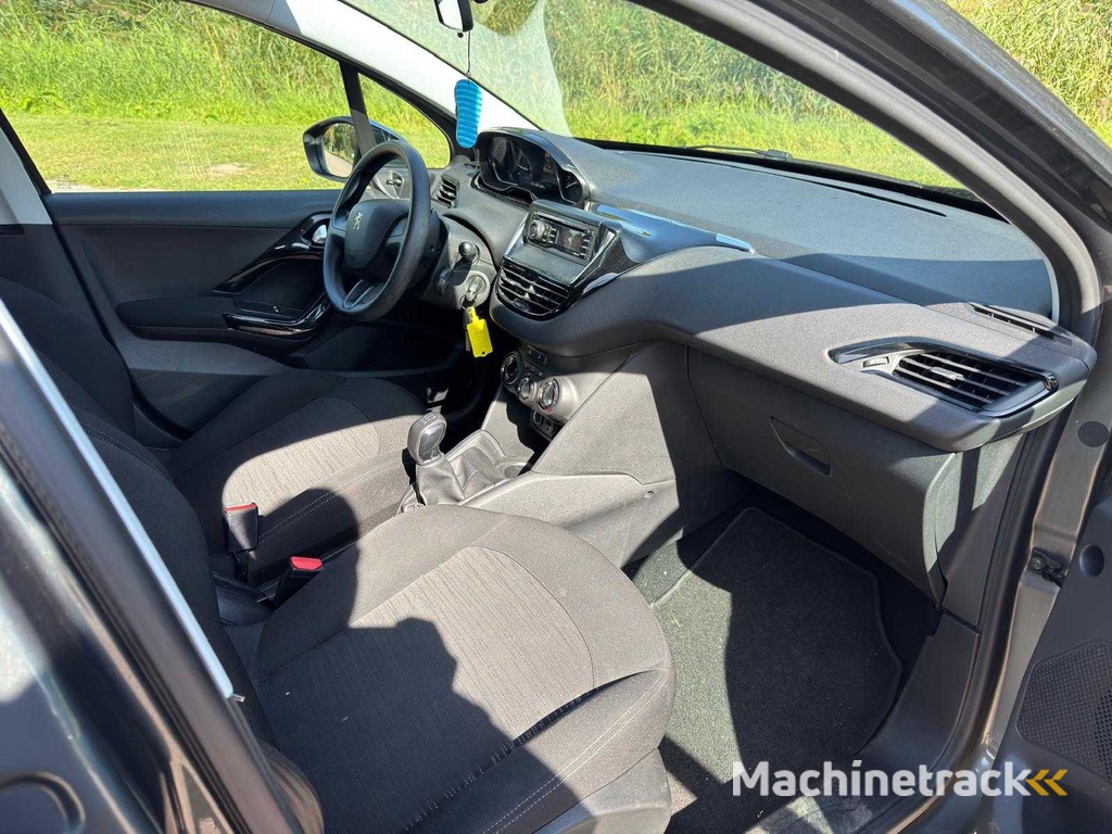 Peugeot 208 1.2 PureTech Active, G-283-FT