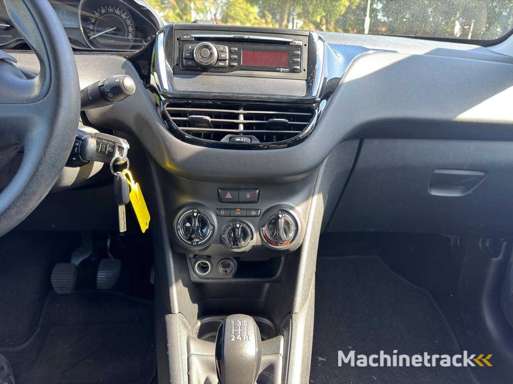 Peugeot 208 1.2 PureTech Active, G-283-FT