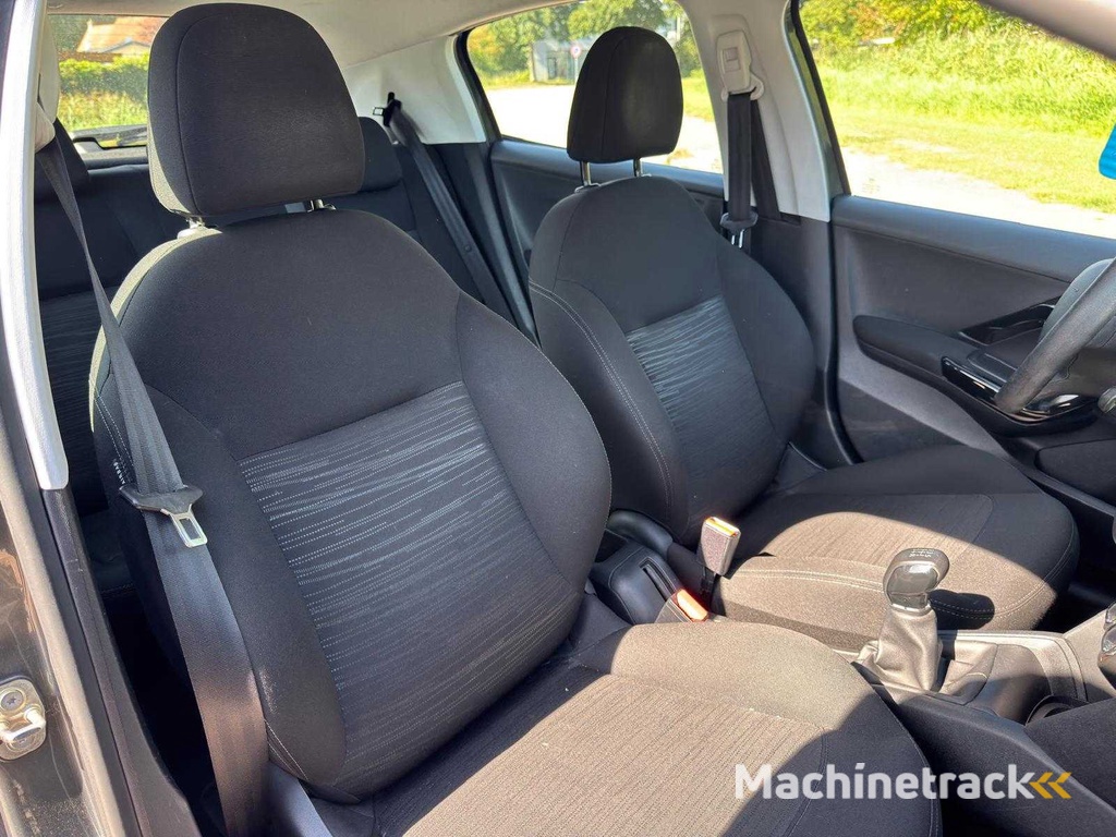 Peugeot 208 1.2 PureTech Active, G-283-FT