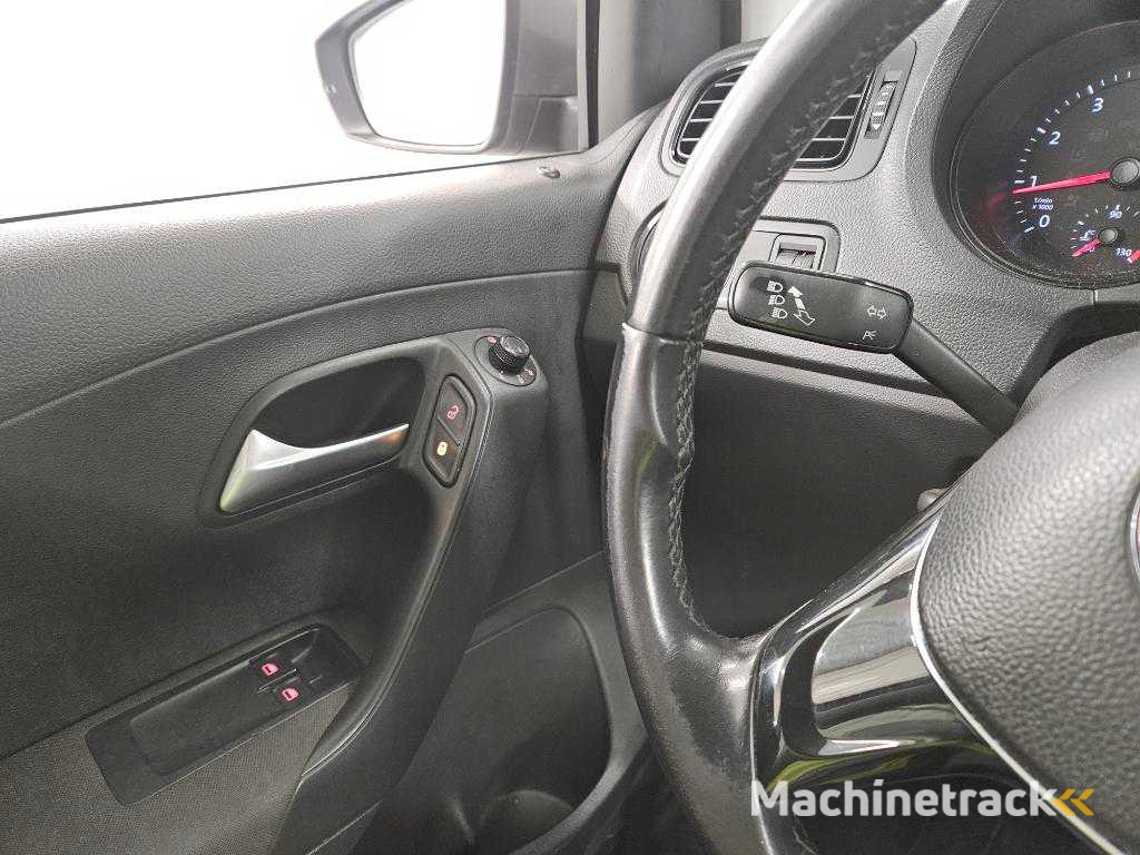 Volkswagen Polo 1.0 Comfortline, SL-239-D