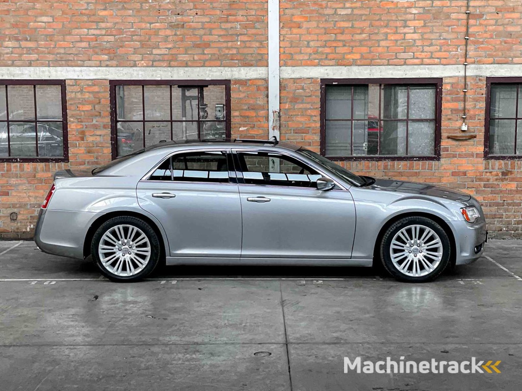 Chrysler 300C LD HEMI Facelift 5.7 V8 367hp 2014