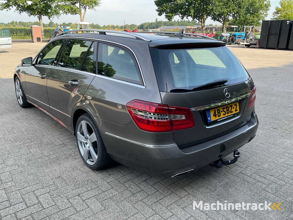 2011 Mercedes-Benz E-Klasse T-Modell 200 CGI Bns Cl. Av.g Pkw