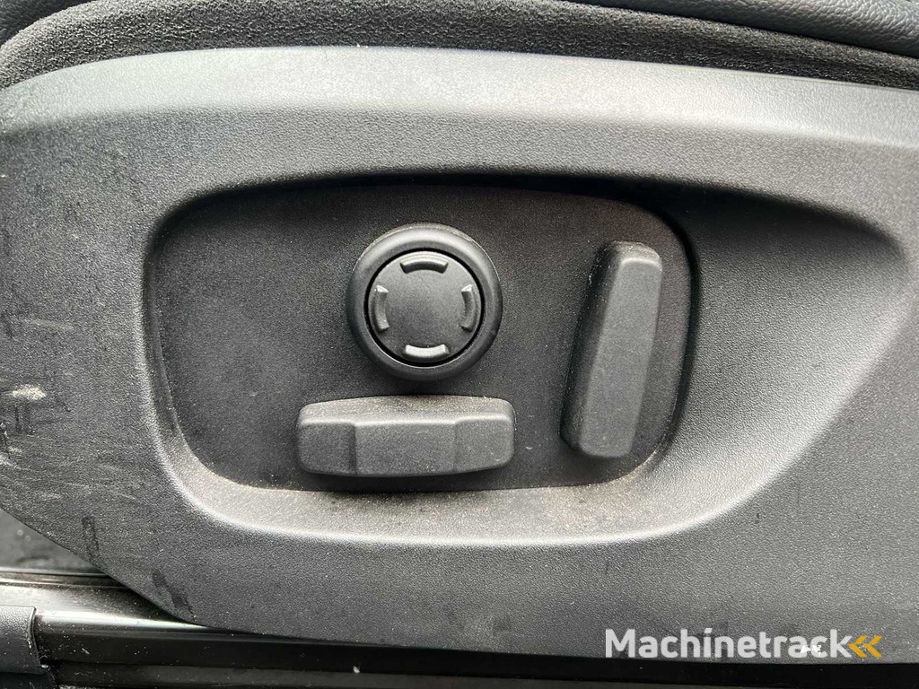 Land Rover Discovery Sport 2.0 Si4 4WD HSE Luxe  2015 | H-869-FF