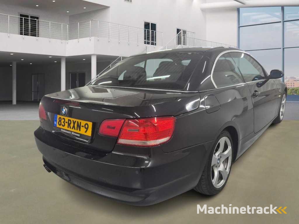 BMW 3-serie Cabrio 325i Executive, 83-RXN-9