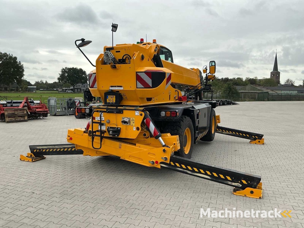 2021 JCB 555P-210R Roterende verreiker met uitrusting