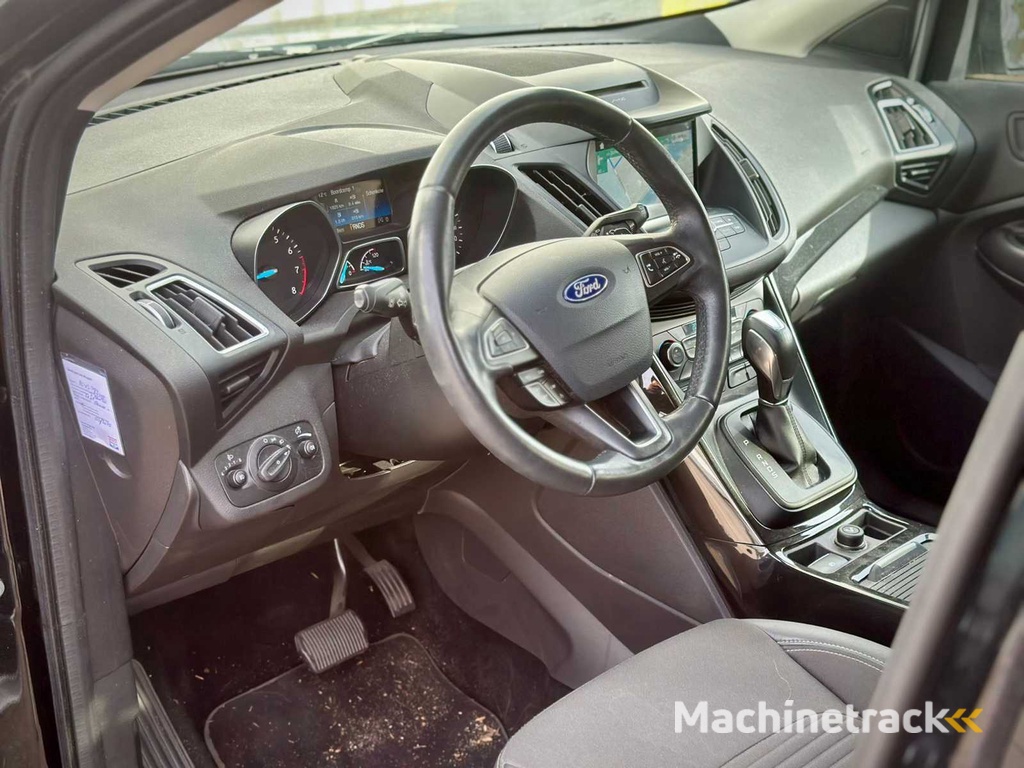 Ford Kuga 1.5 EcoB. ST-Linie , ; XN-432-J