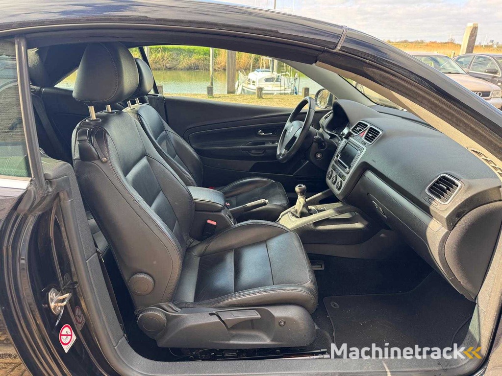Volkswagen Eos 2.0-16v FSI 56-TP-SB