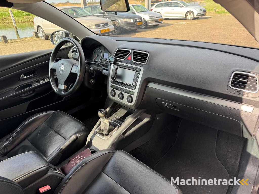 Volkswagen Eos 2.0-16v FSI 56-TP-SB