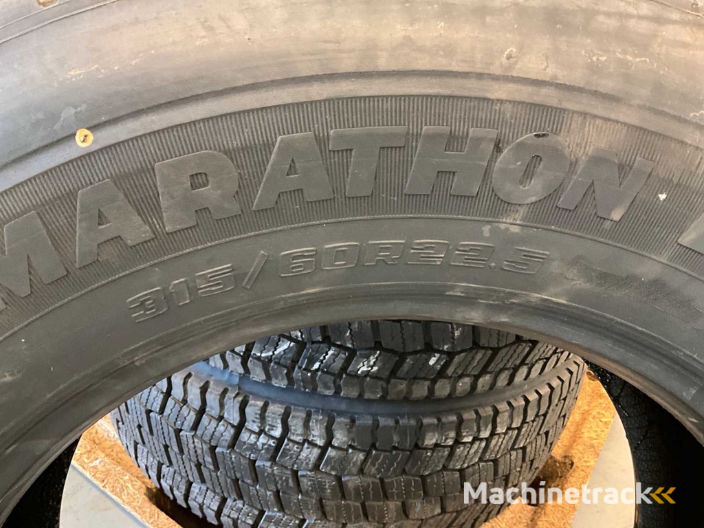 4x 315/60 R22.5 Runderneuerter LKW-Reifen
