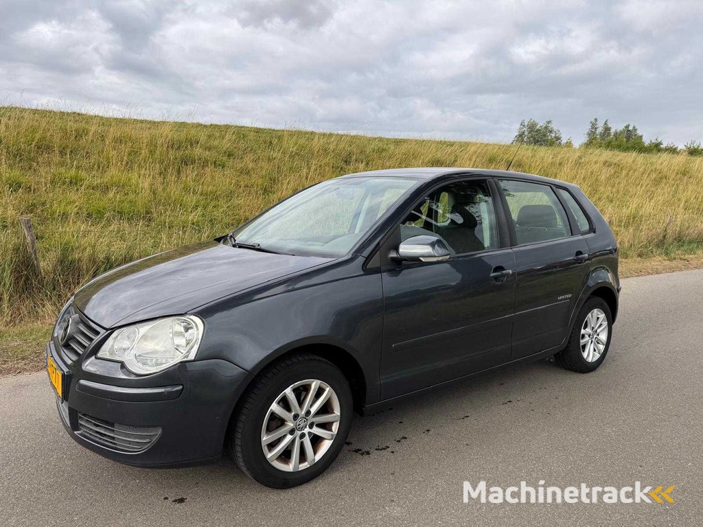 Volkswagen Polo 1.2 Clima United 01-KPT-7