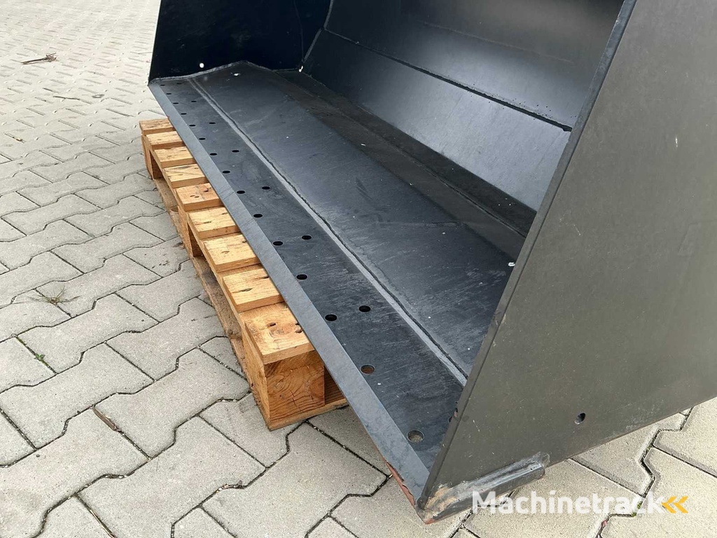 JCB - 332/R7794 - Excavator bucket 3-in-1