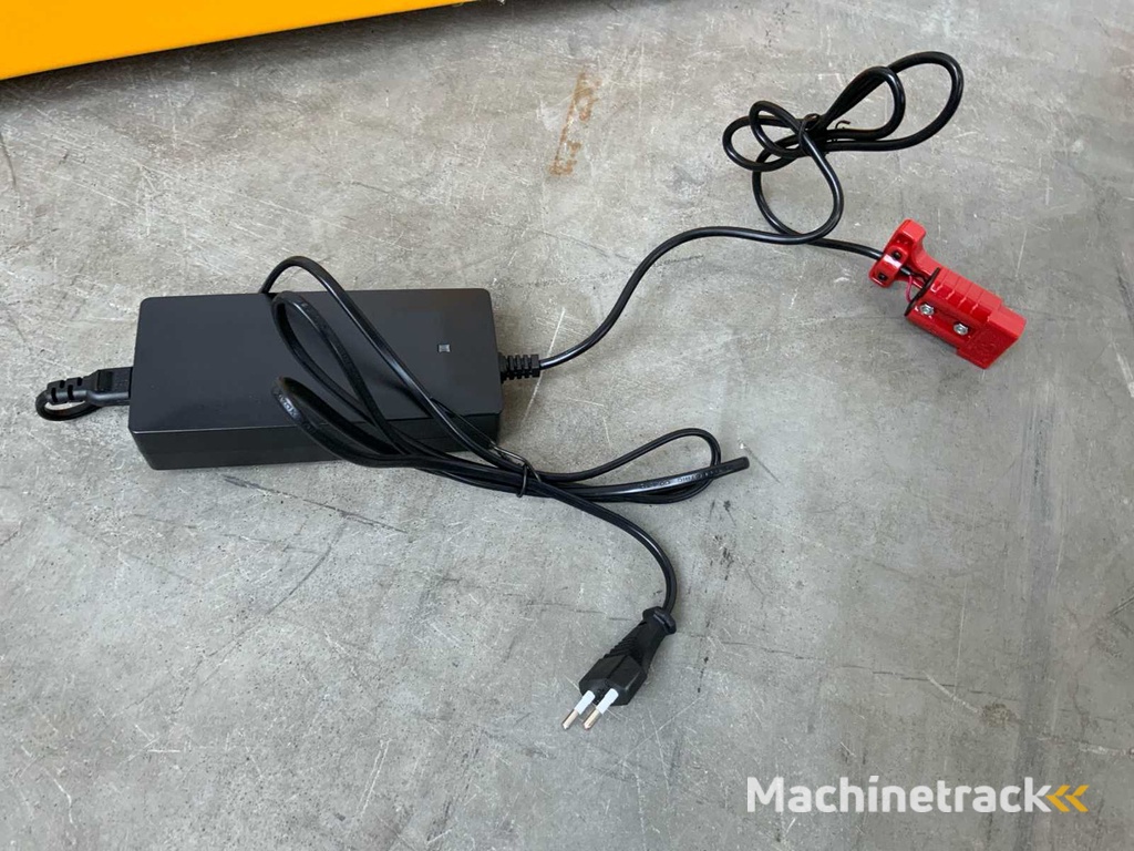 RTE 6213 Electric pallet truck 2000kg