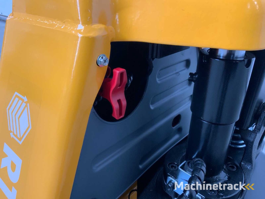 RTE 6213 Electric pallet truck 2000kg