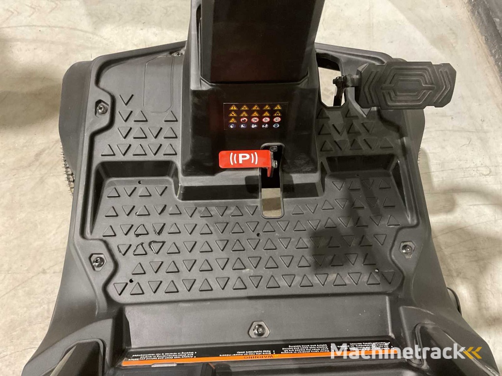 2025 Daewoo DAXRM224 Zitmaaier