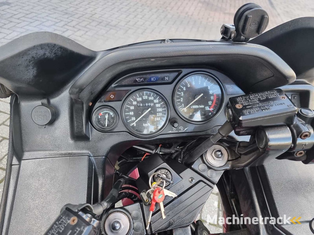 Kawasaki Tour GTR 1000, MT-59-GJ