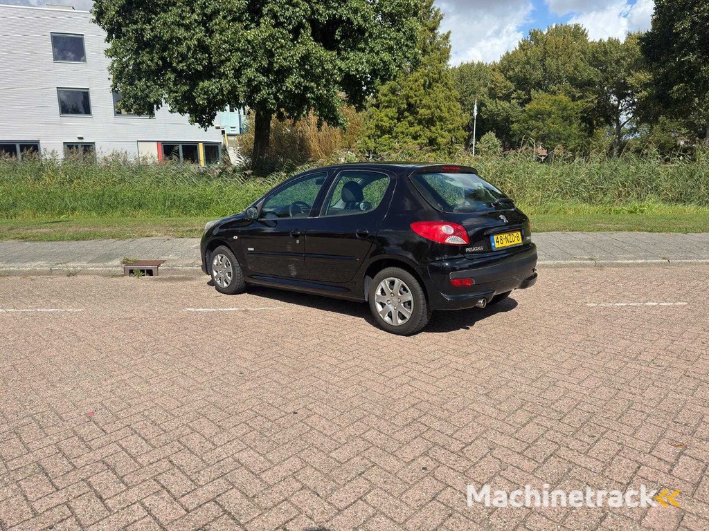 Peugeot 206 plus 1.4 Millesim 200, 48-NZD-8