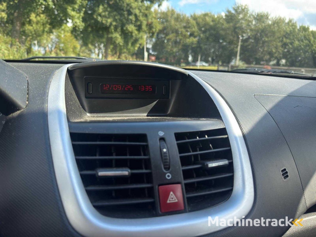 Peugeot 206 plus 1.4 Millesim 200, 48-NZD-8