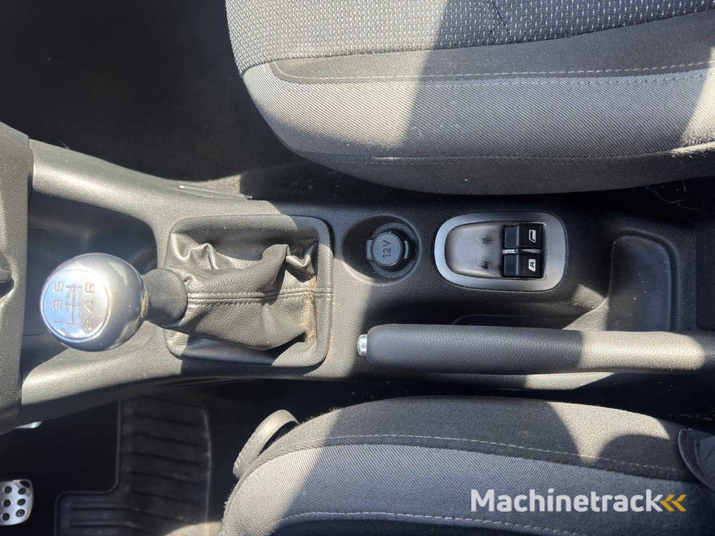 Peugeot 206 plus 1.4 Millesim 200, 48-NZD-8