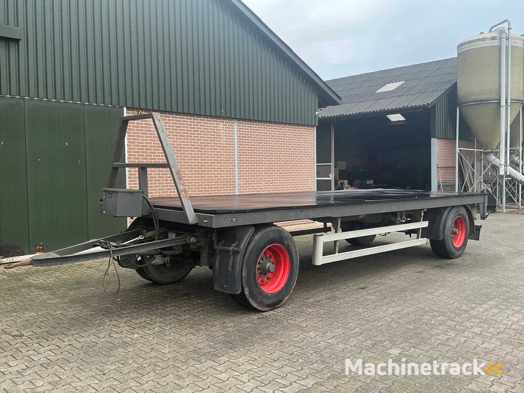 1995 Pacton Trailer / agricultural car.