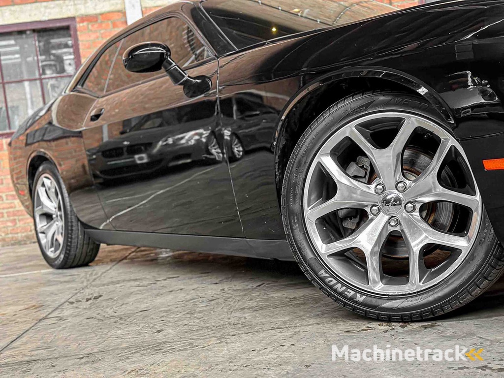 Dodge Challenger SXT PLUS 3.6 V6 305pk 2015