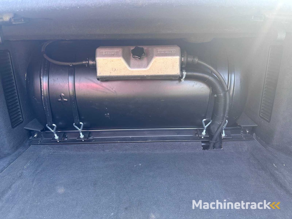 Audi - A8 - 4.2 q. Exklusives LPG G3 - Auto