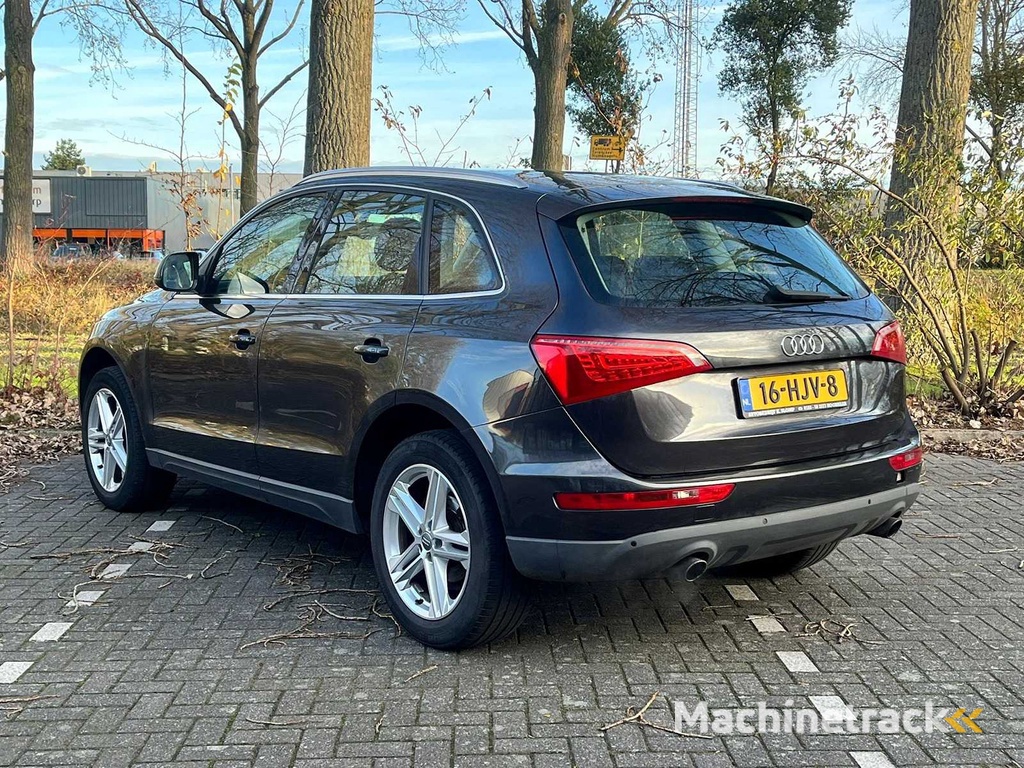 Audi Q5 2.0 TFSI quattro, Automatik, 16-HJV-8