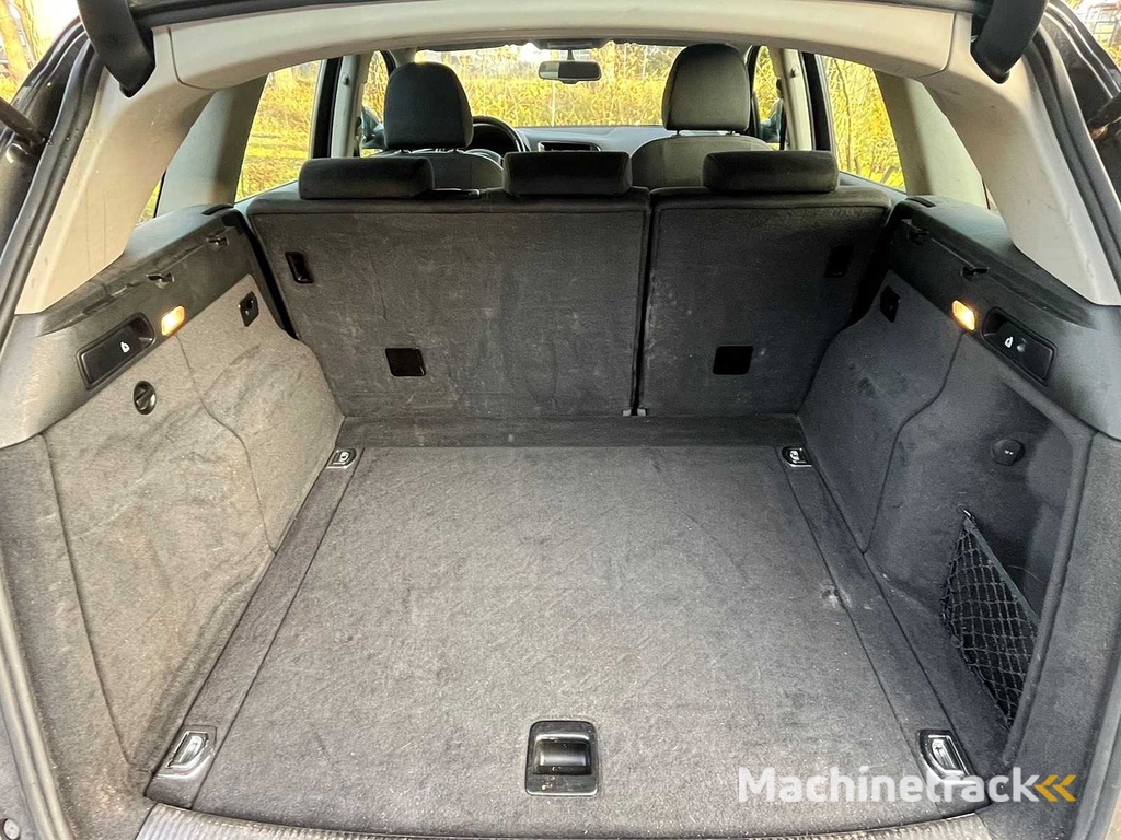 Audi Q5 2.0 TFSI quattro, Automatik, 16-HJV-8