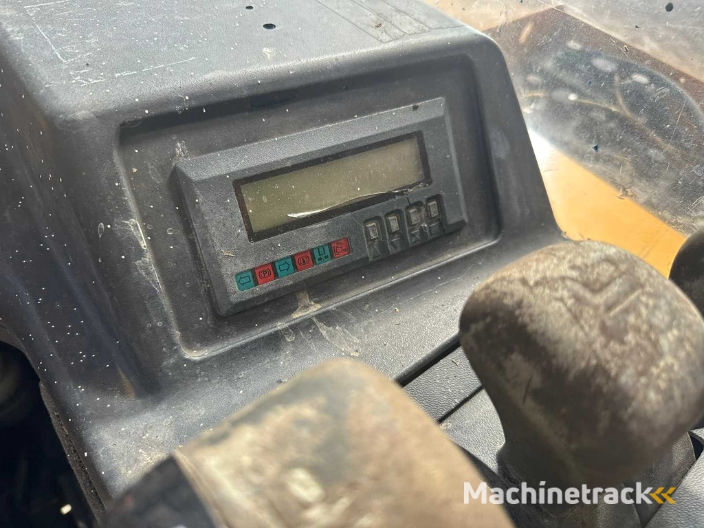 2005 Jungheinrich Flexplus Aquamatic Reach truck