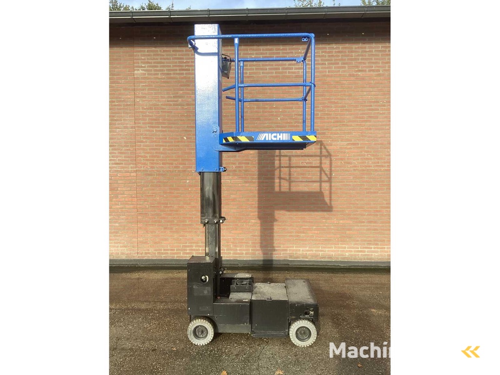 2008 Aichi SV04B Hoogwerker