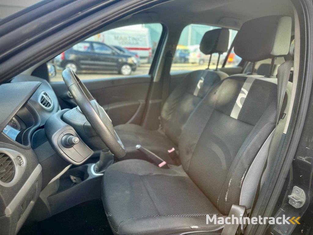 Renault Clio 1.2 TCE Rip Curl, 60-ZR-SV