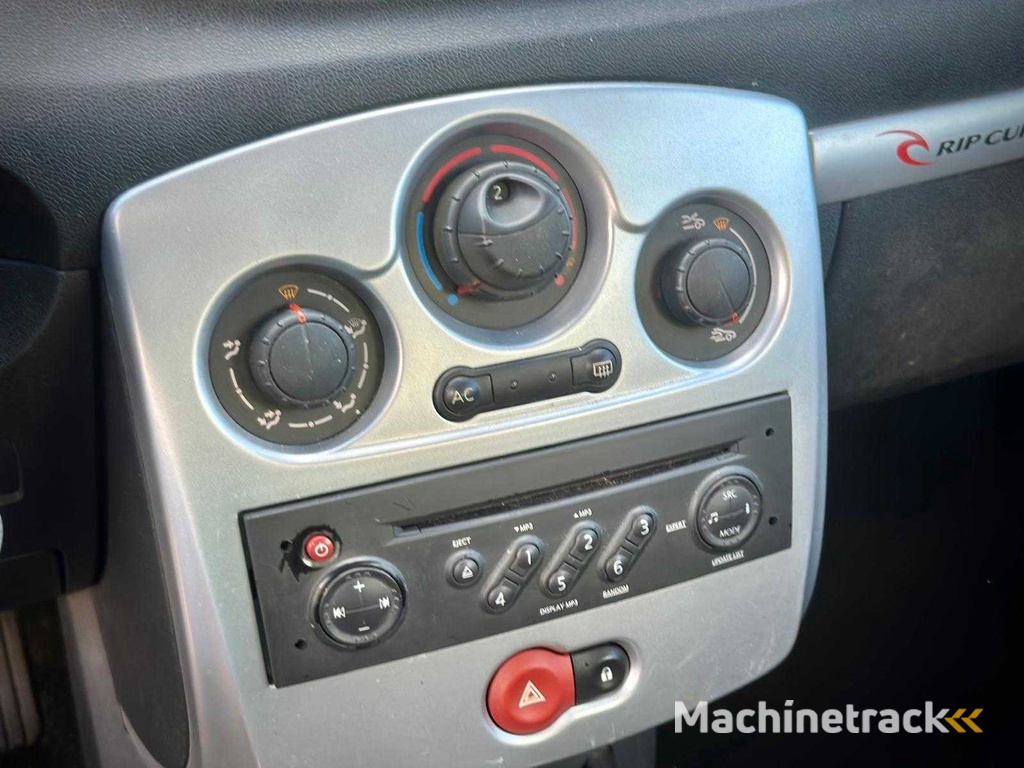 Renault Clio 1.2 TCE Rip Curl, 60-ZR-SV