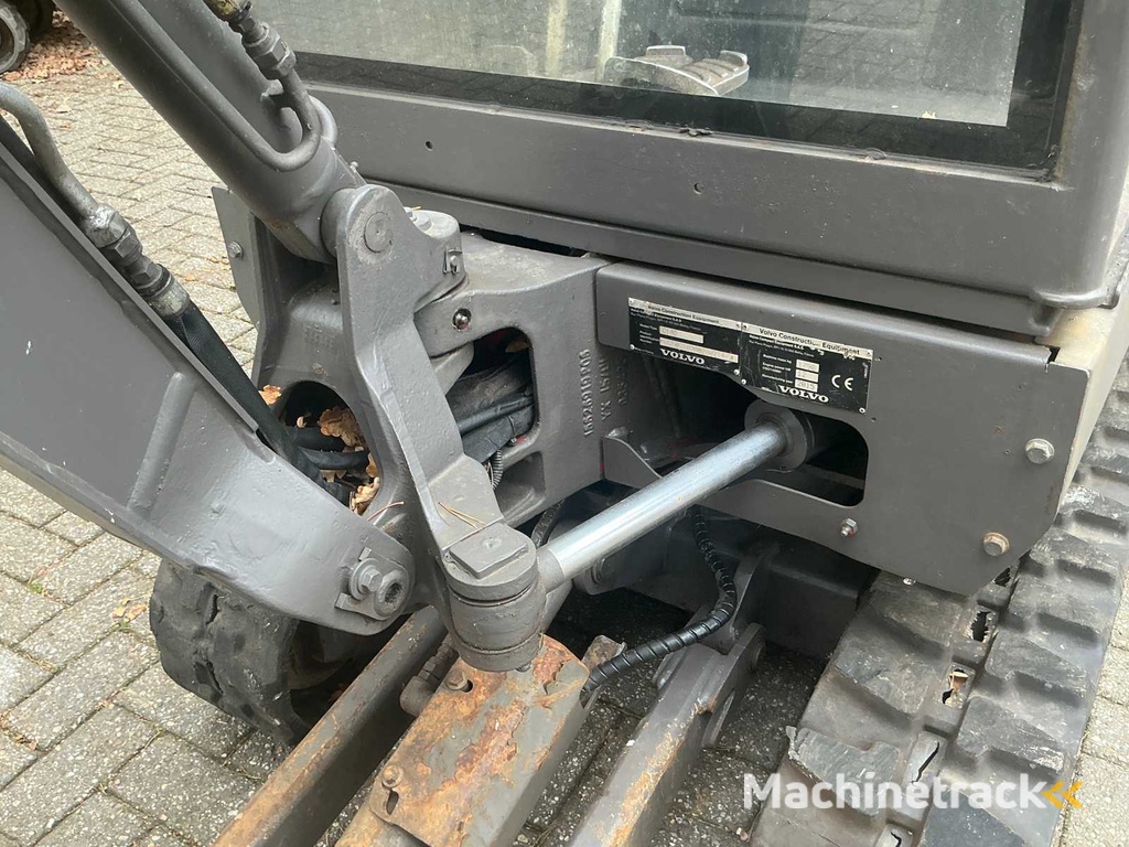 2015 Volvo EC-18D Minigraafmachine