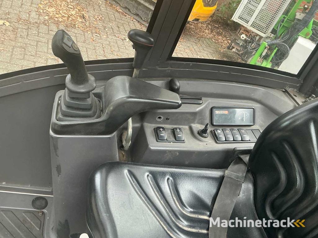 2015 Volvo EC-18D Minigraafmachine