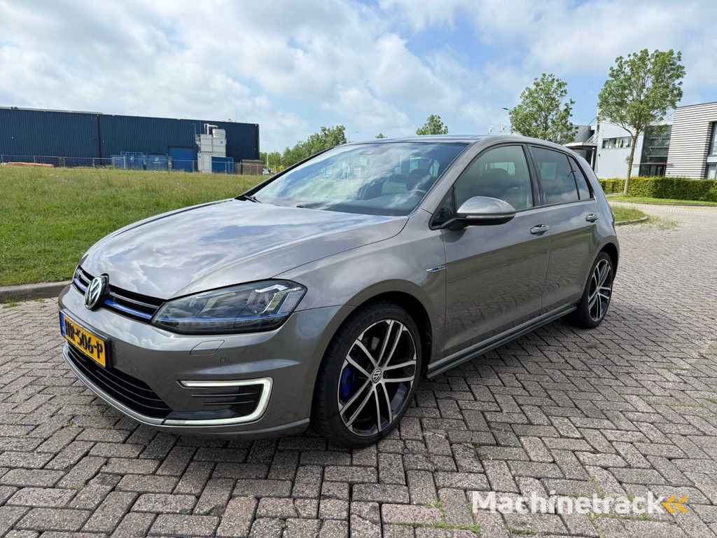 Volkswagen Golf 1.4 TSI GTE, HR-506-P