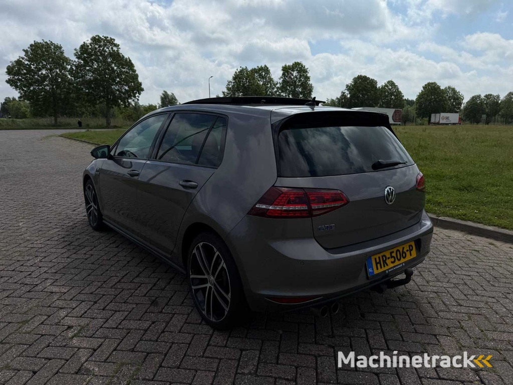 Volkswagen Golf 1.4 TSI GTE, HR-506-P