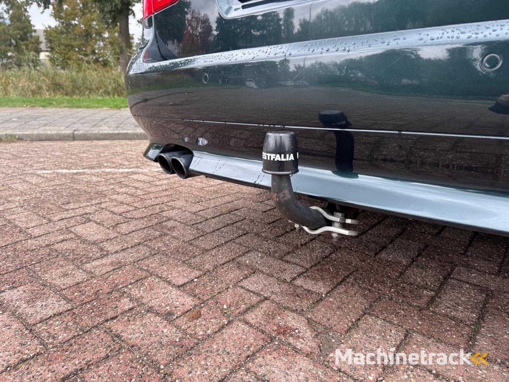 BMW 530Xi Touring Business Line Automaat, 61-ZR-JR