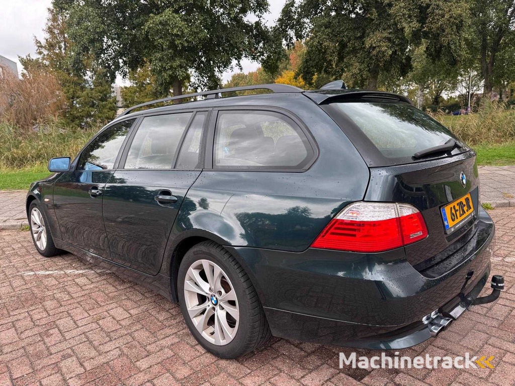 BMW 530Xi Touring Business Line Automaat, 61-ZR-JR
