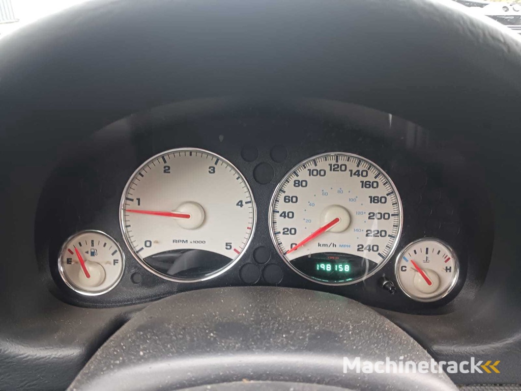 Jeep Cherokee 2.8 CRD Sport Klimaanlage Cruise 4X4 Automatik, 63-BP-VZ