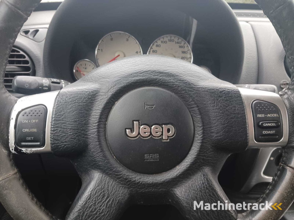 Jeep Cherokee 2.8 CRD Sport Klimaanlage Cruise 4X4 Automatik, 63-BP-VZ