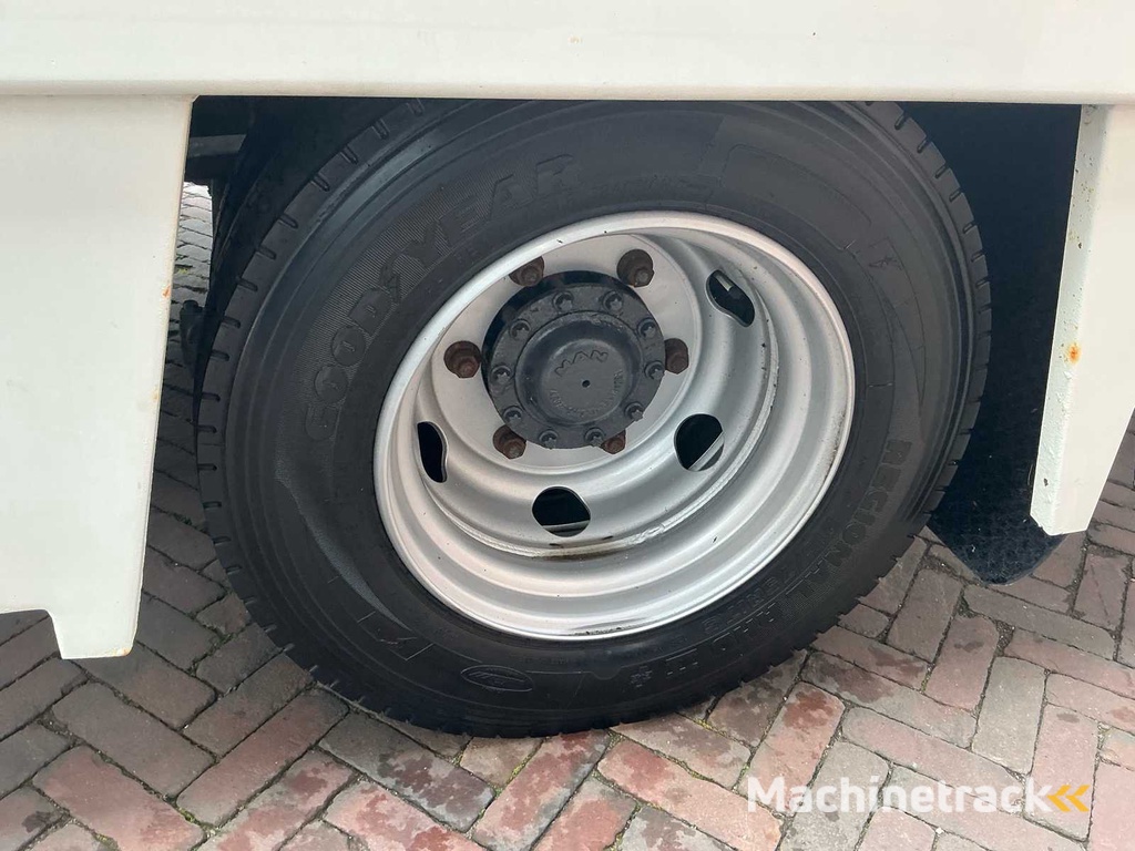 2001 MAN TGL 8.180 4X2 BL LKW