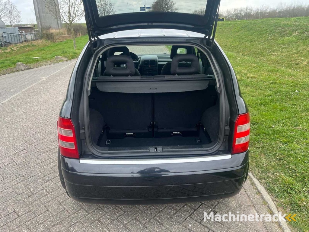 Audi A2 1.6 FSI, 16-PNF-4