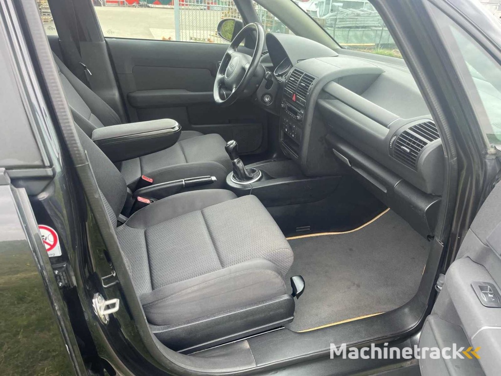 Audi A2 1.6 FSI, 16-PNF-4