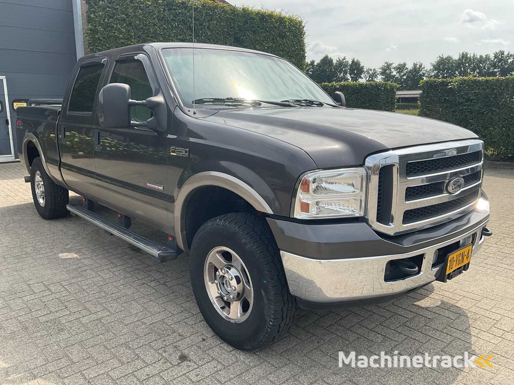 Ford F-250 FX4 OFF ROAD V8 Bedrijfswagen