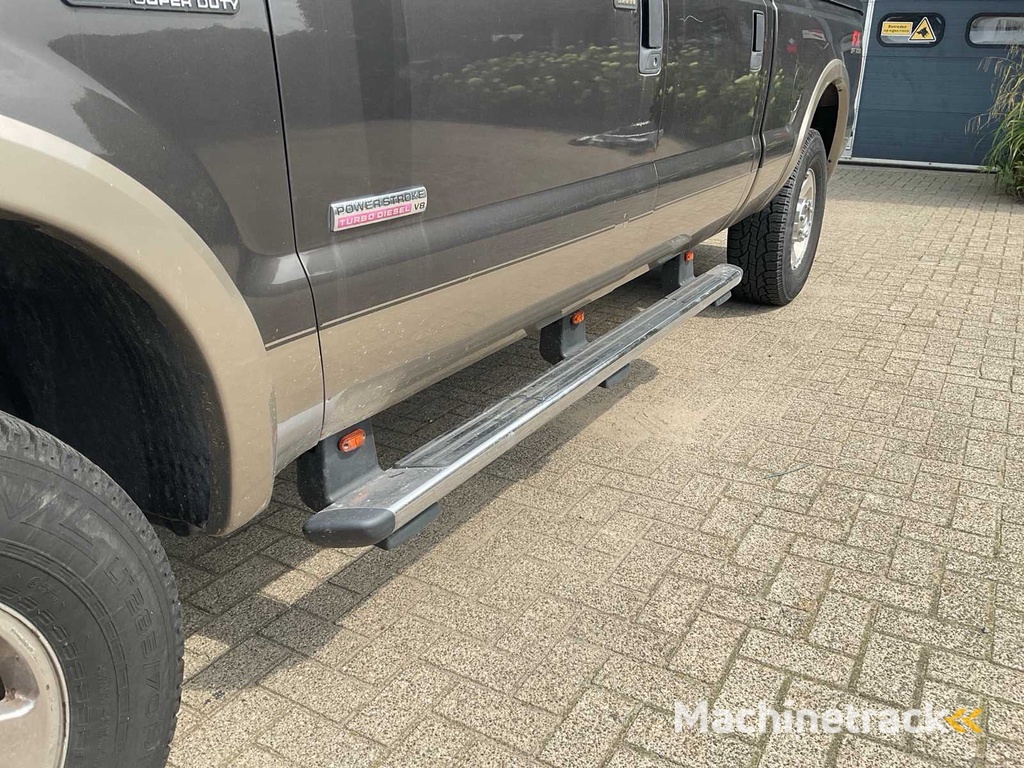 Ford F-250 FX4 OFF ROAD V8 Bedrijfswagen