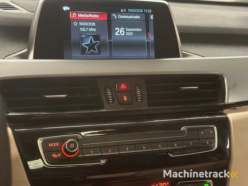 BMW X1 sDrive18i High Executive Automatikgetriebe; L-739-KX