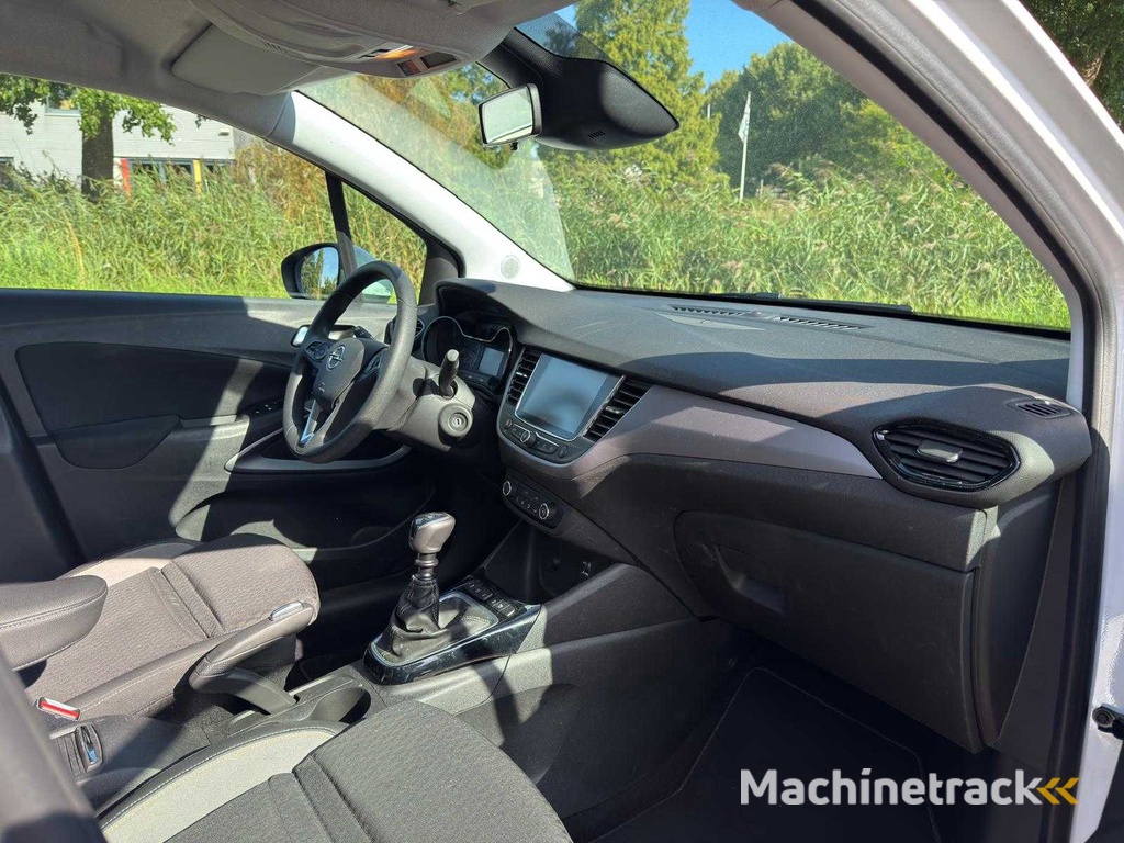Opel Crossland X 1.2 Turbo Edition; H-200-HZ