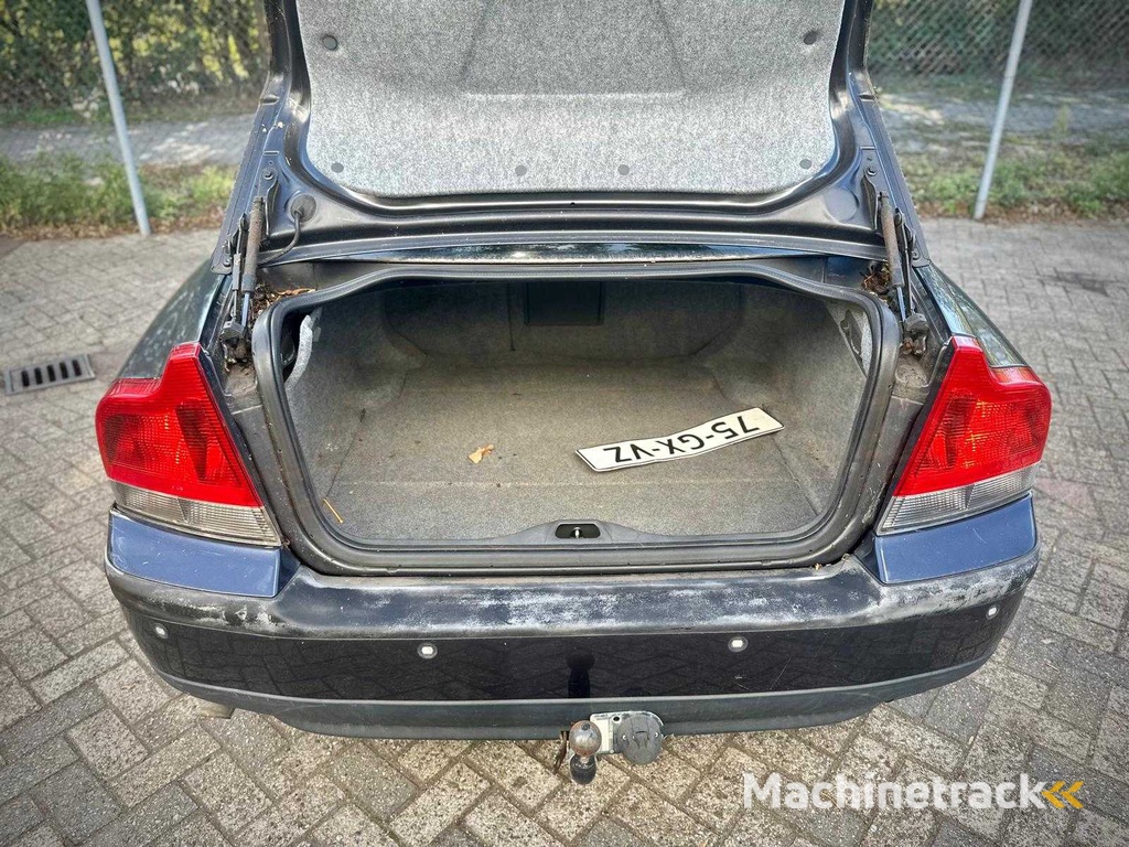 Volvo S60 2.4 Edition, 75-GX-VZ